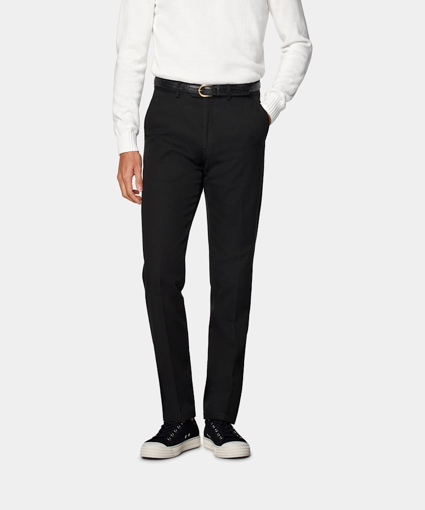 SUITSUPPLY All season Coton stretch par Cervotessile, Italie Pantalon chino Slim Leg Straight noir