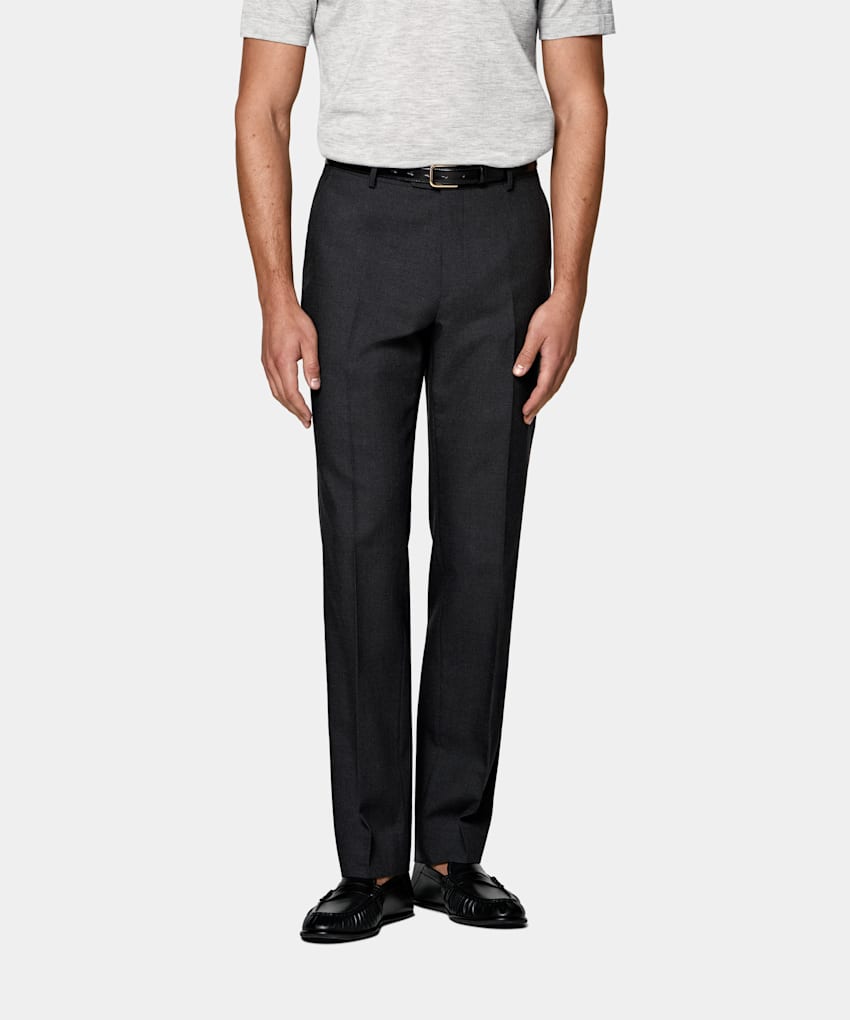 SUITSUPPLY 四季易护理四股羊毛 由Rogna生产，产自意大利 深灰色直筒裤型长裤