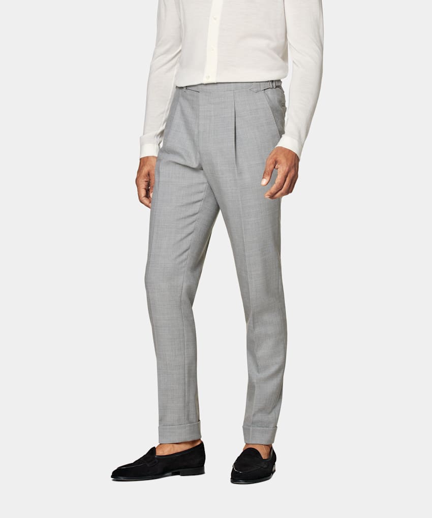 SUITSUPPLY Pure 4-Ply Traveller Wool by Rogna, Italy Light Grey Pleated Vigo Trousers