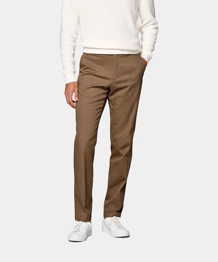 SUITSUPPLY All Season Stretch Cotton von Cervotessile, Italien Mid Brown Slim Leg Straight Chinos