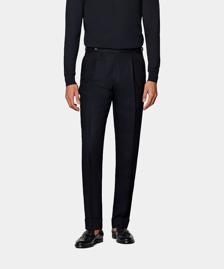 SUITSUPPLY All Season Pure 4-Ply Traveller Wool by Rogna, Italy Navy Slim Leg Tapered Trousers