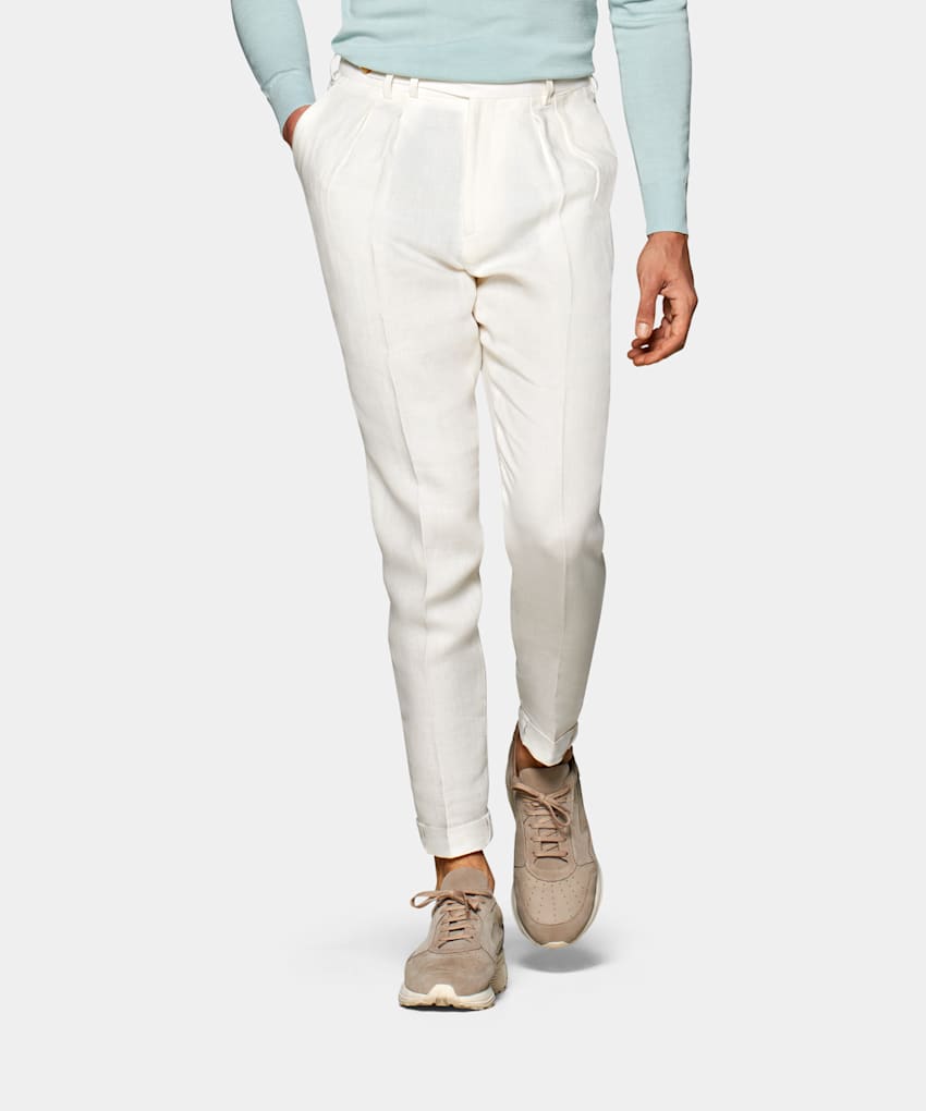 White Pleated Blake Trousers | Pure Linen | Suitsupply Online Store