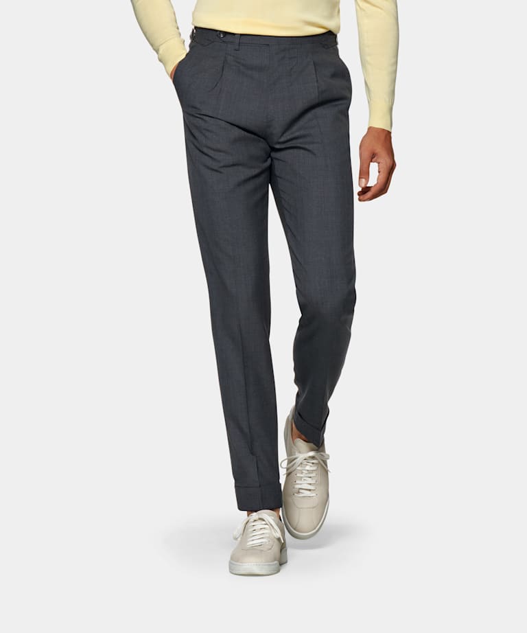 Mid Grey Pleated Vigo Trousers | Circular Wool Flannel | Suitsupply ...