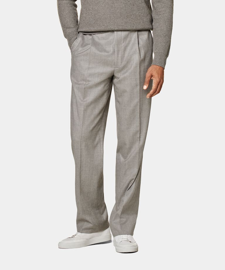 SUITSUPPLY Wool Cashmere by Rogna, Italy Taupe Pleated Duca Pants