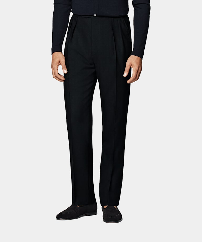 SUITSUPPLY Pure 4-Ply Traveller Wool by Rogna, Italy Black Pleated Mira Pants