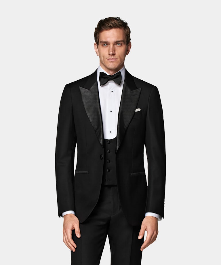 Black Three-Piece Tailored Fit Lazio Tuxedo