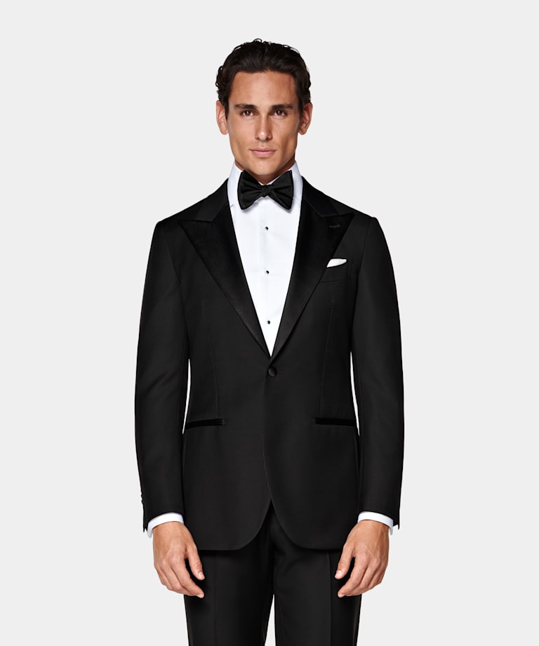 Esmoquin Havana negro corte Tailored