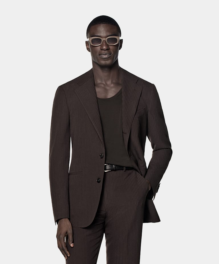 Traje Roma marrón oscuro corte Relaxed