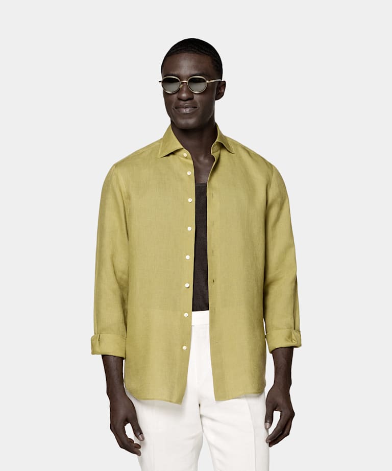 SUITSUPPLY Rent linne fr&aring;n Baird McNutt, Storbritannien Ljusgr&ouml;n linneskjorta