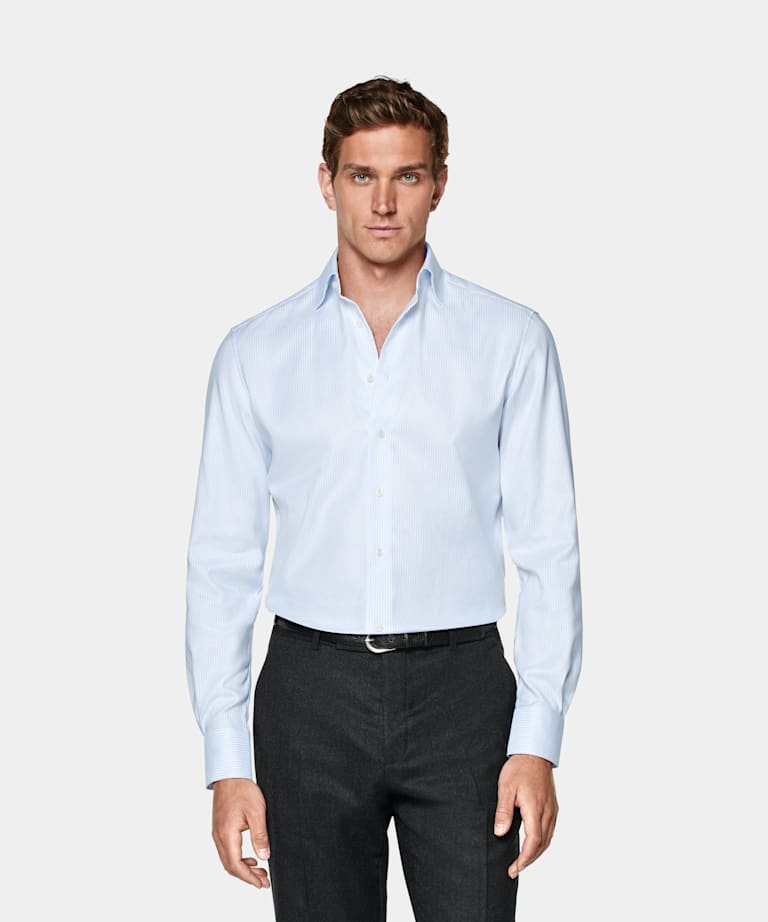 SUITSUPPLY Coton Pima Traveller - Weba, Suisse Chemise coupe Tailored en oxford bleu clair à rayures