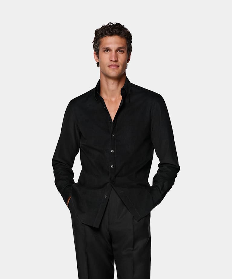 SUITSUPPLY Velluto di puro cotone - Pontoglio, Italia Camicia nera in velluto a coste
