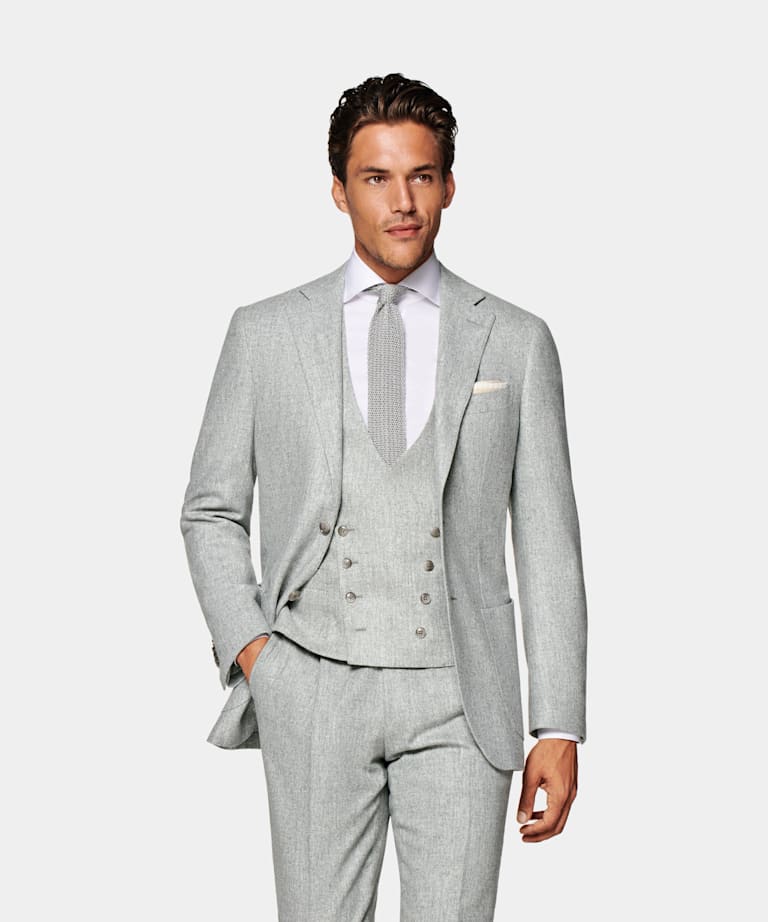 Light Grey Three-Piece Tailored Fit Havana Suit