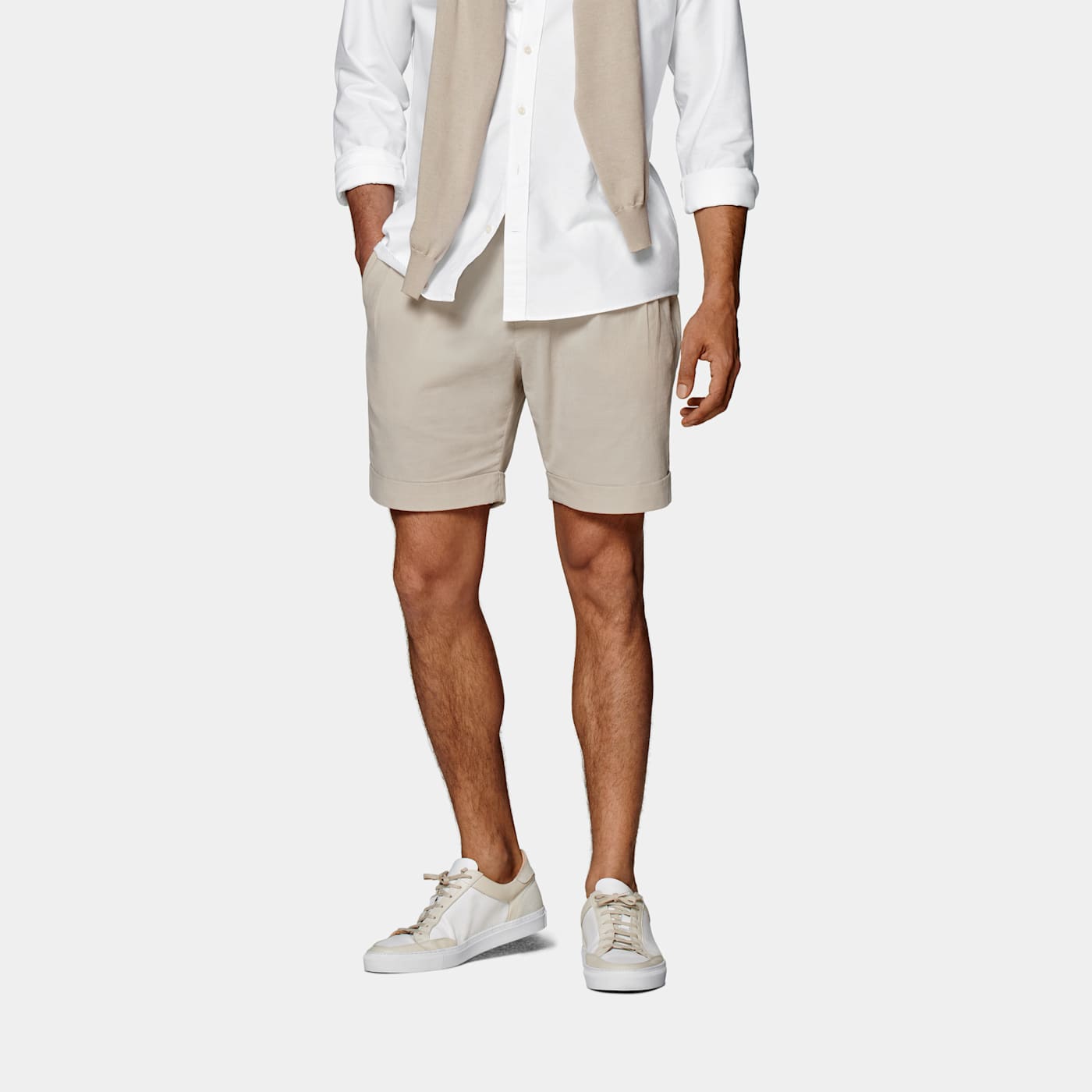 Suitsupply Sand Pleated Bosa Shorts In Neutral