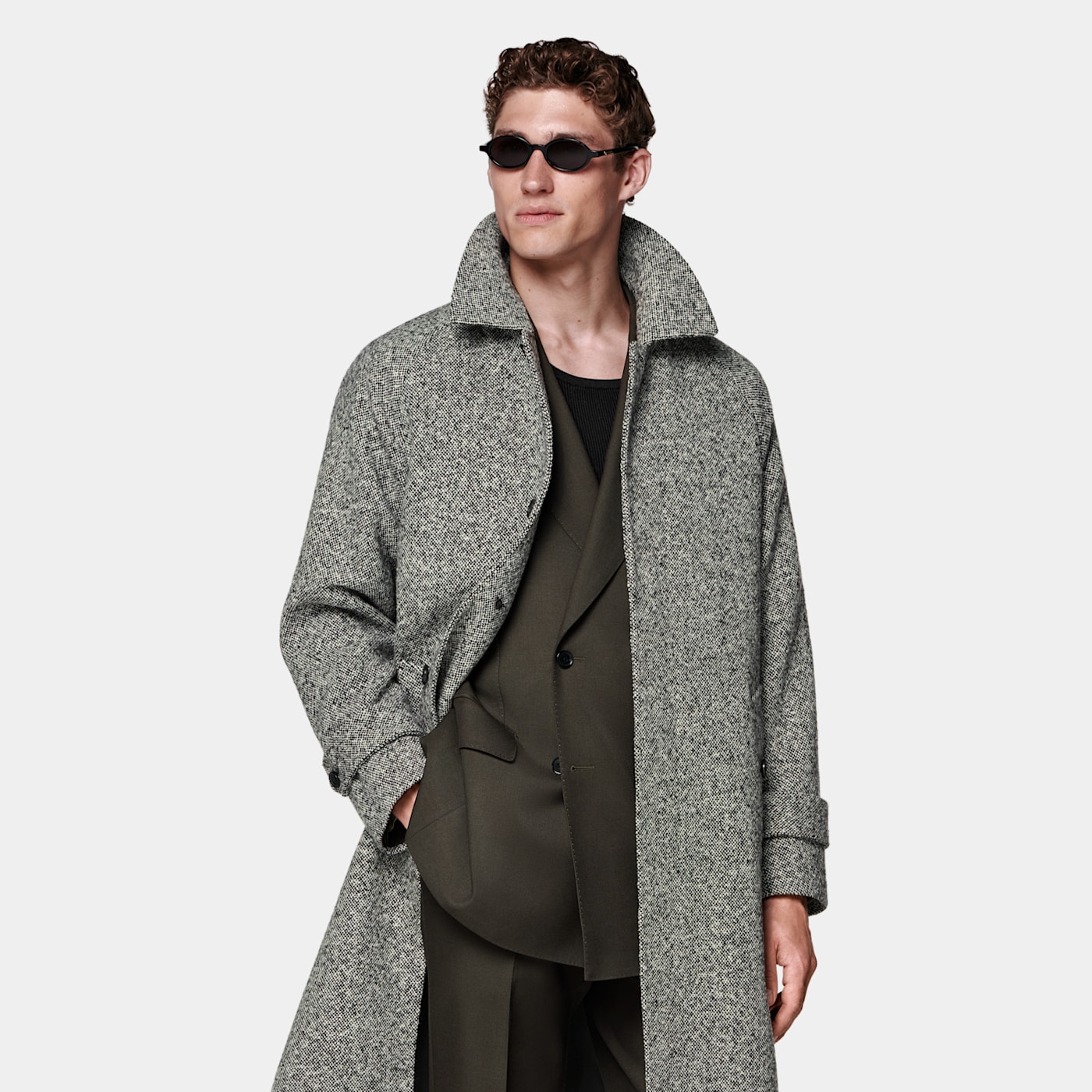 Suitsupply Black Relaxed Raglan Overcoat In Black