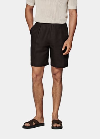Mörkbruna shorts i straight leg-modell