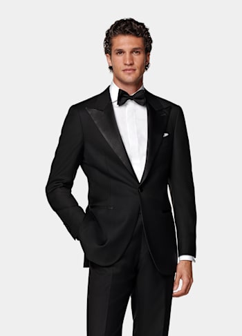 Esmoquin Havana negro corte Tailored
