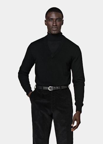 Pullover schwarz V-Ausschnitt