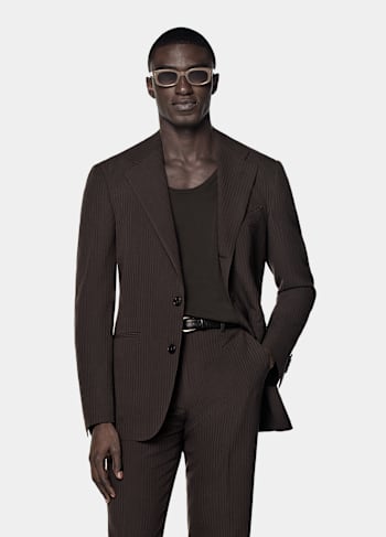 Traje Roma marrón oscuro corte Relaxed