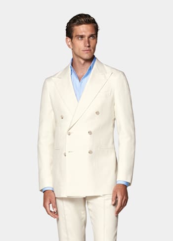 Traje Havana color crudo corte Tailored punto de espiga
