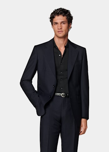 Traje Milano azul marino corte Tailored