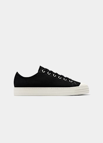 Black Sneaker