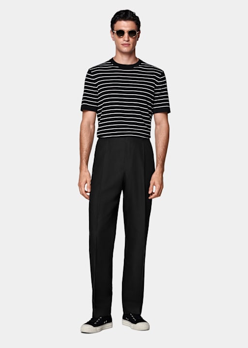 Black Short Sleeve Crewneck