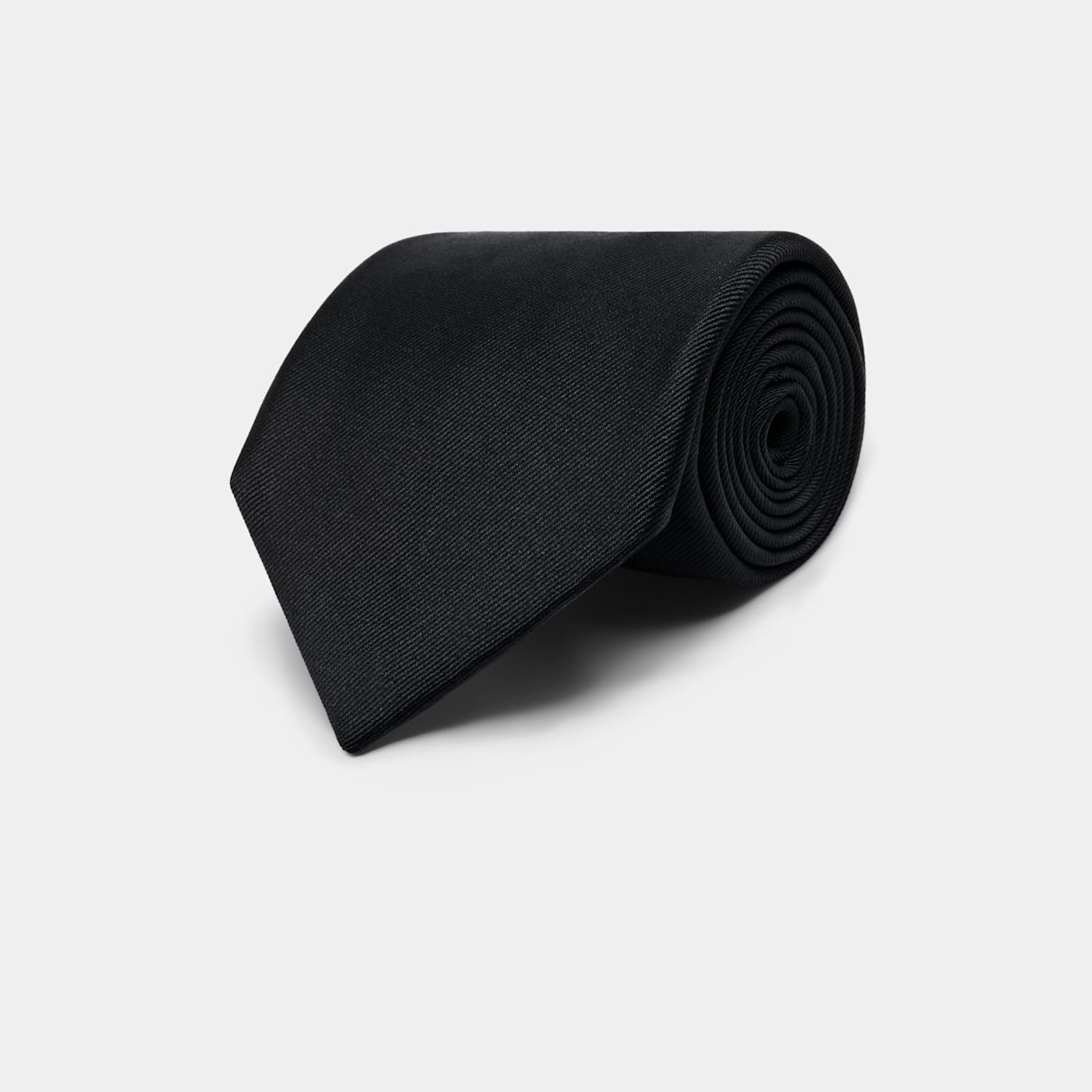 Suitsupply Black Tie