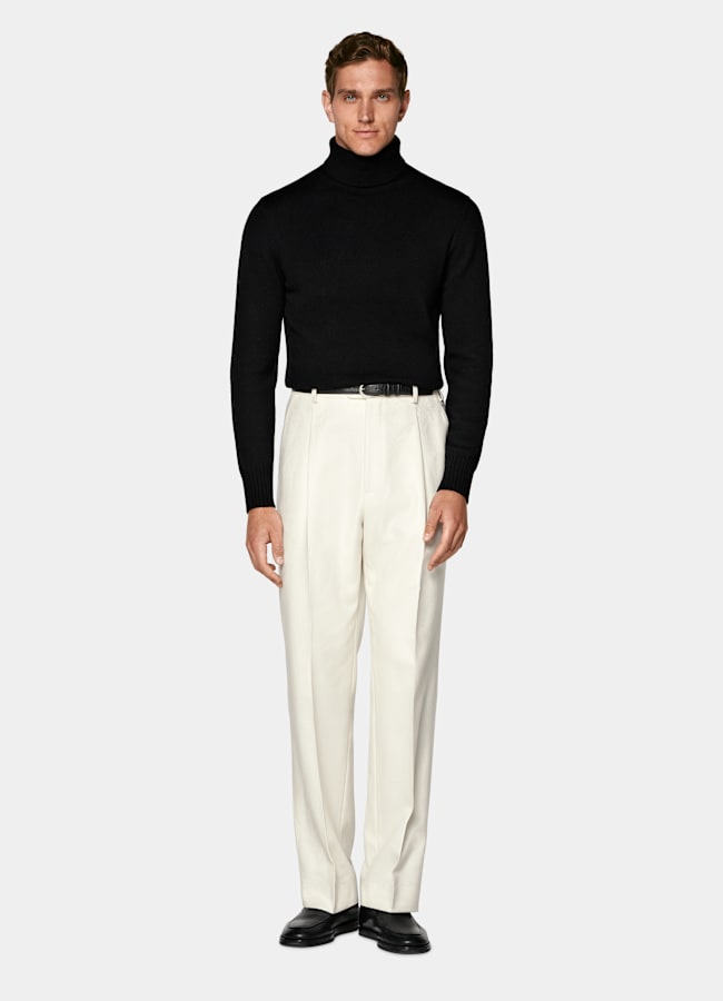 SUITSUPPLY Pure Cashmere Black Turtleneck