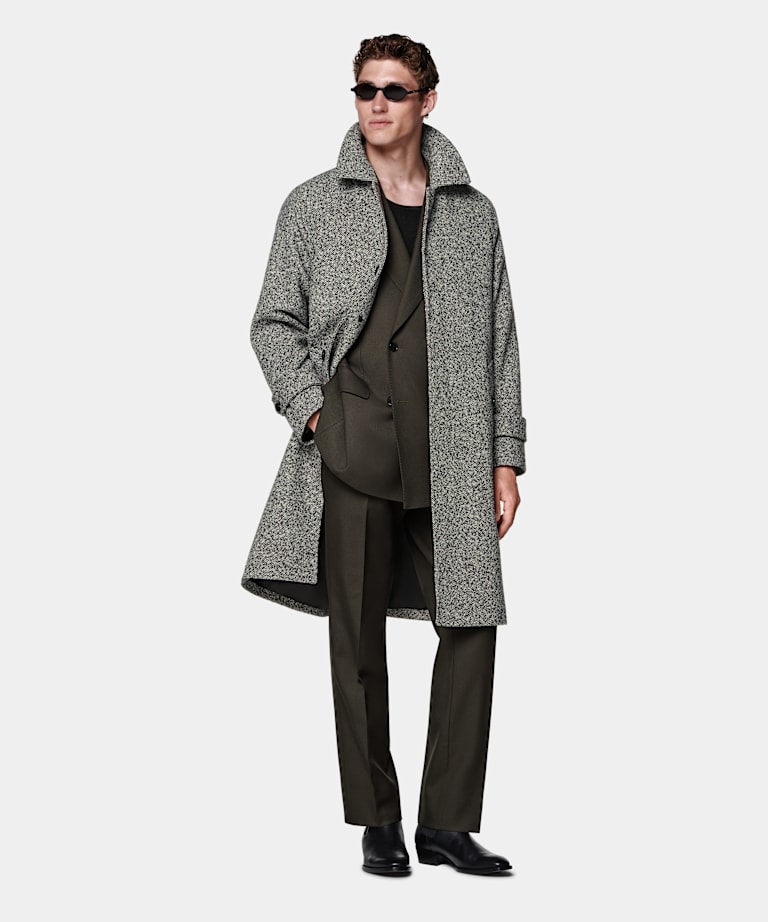 Czarny luźny płaszcz raglanowy