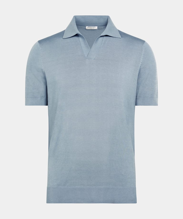 Polo azul claro sin botones