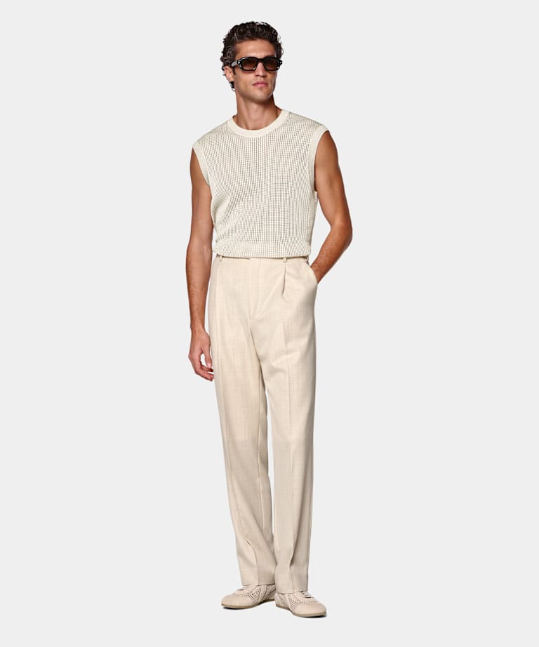 Top sans manches en crochet sable &agrave; col rond.