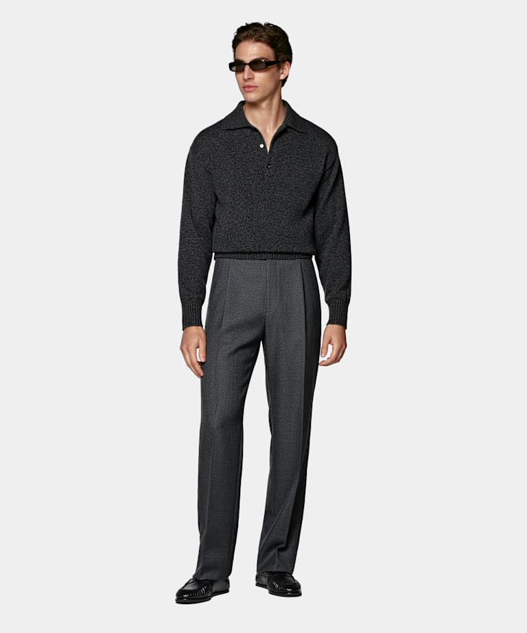 Polo gris oscuro de manga larga