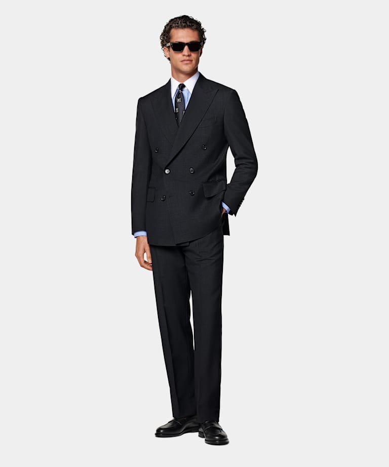 Garnitur Milano tailored fit granatowy