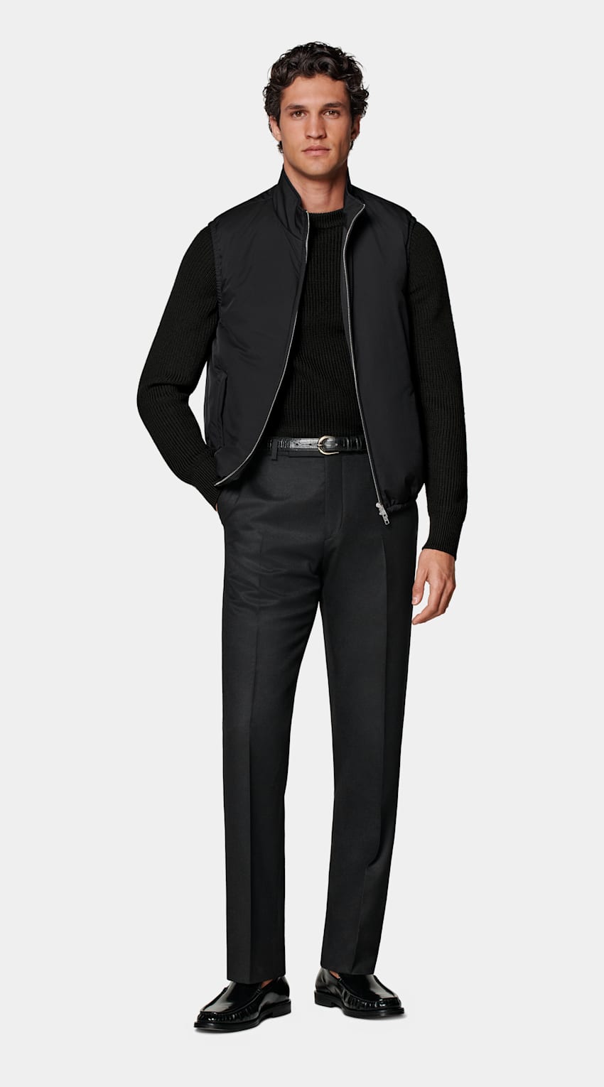 SUITSUPPLY Tessuto tecnico impermeabile - Olmetex, Italia Smanicato nero leggermente imbottito con zip