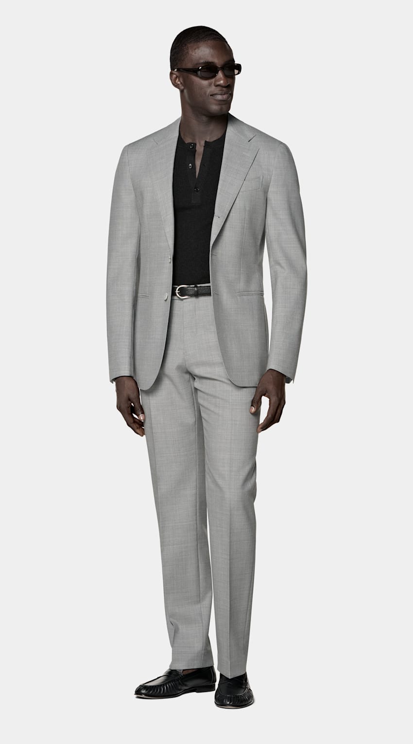 SUITSUPPLY All Season Wrinkle-Free 4-Ply Wool by Rogna, Italy Light Grey Tailored Fit Havana Suit