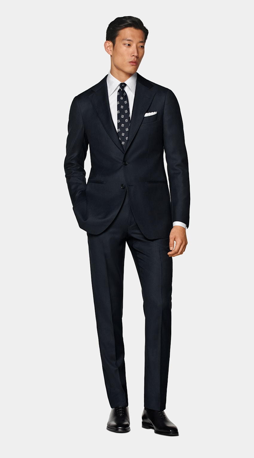 SUITSUPPLY All Season Ren S130's-ull från Reda, Italien Havana marinblå kostym med tailored fit