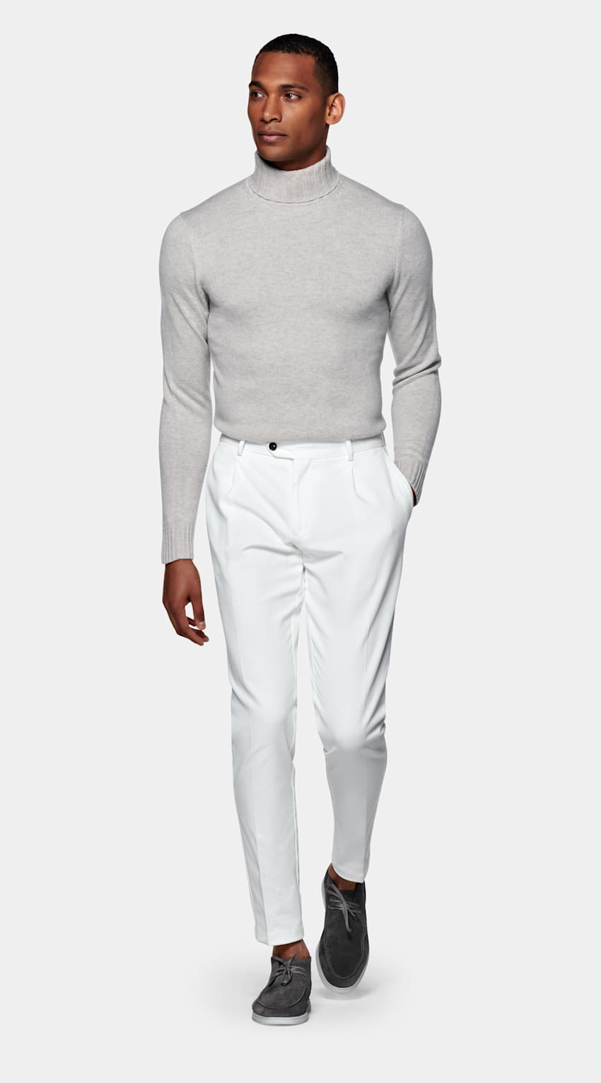 Off-White Pleated Campo Chino | Stretch Cotton | Suitsupply Online Store