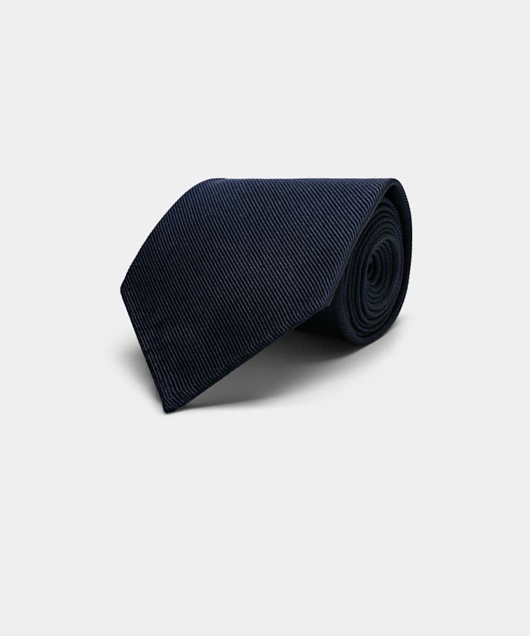 SUITSUPPLY Pure Silk Navy 7 Fold Tie