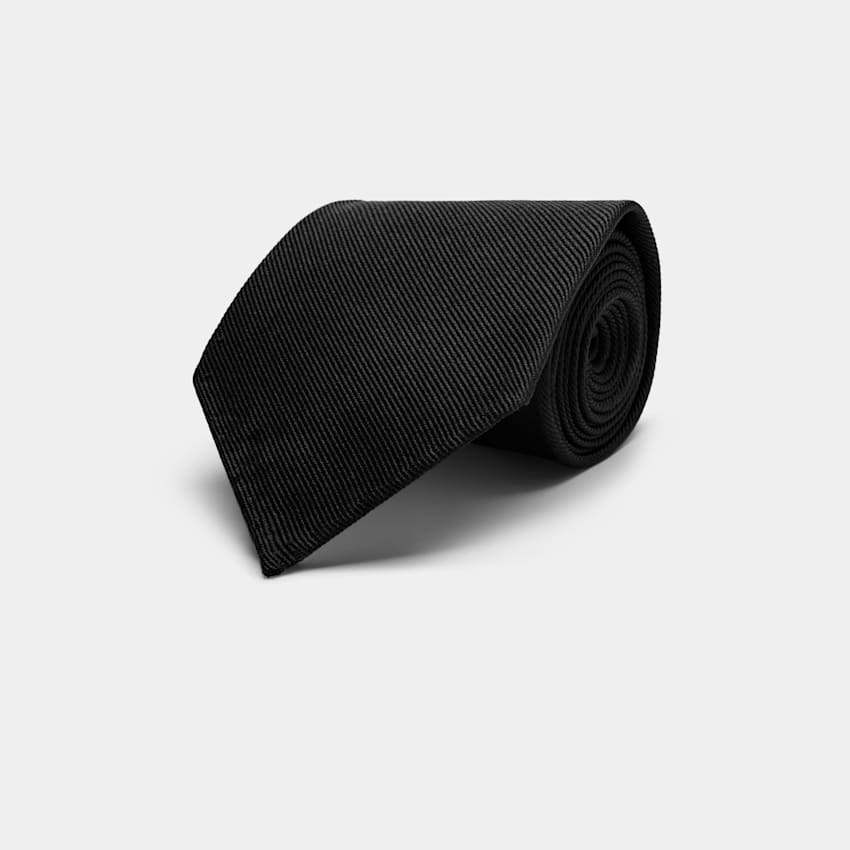 SUITSUPPLY Pure Silk Black 7 Fold Tie