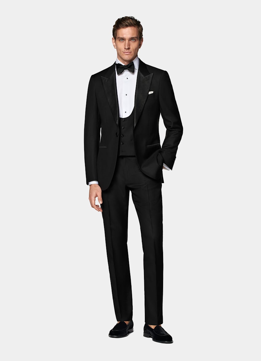 Black Three-Piece Tailored Fit Lazio Tuxedo