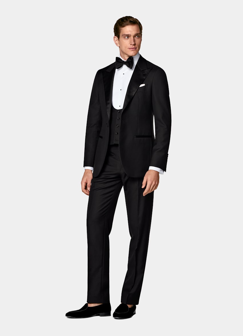 Black Three-Piece Tailored Fit Havana Tuxedo