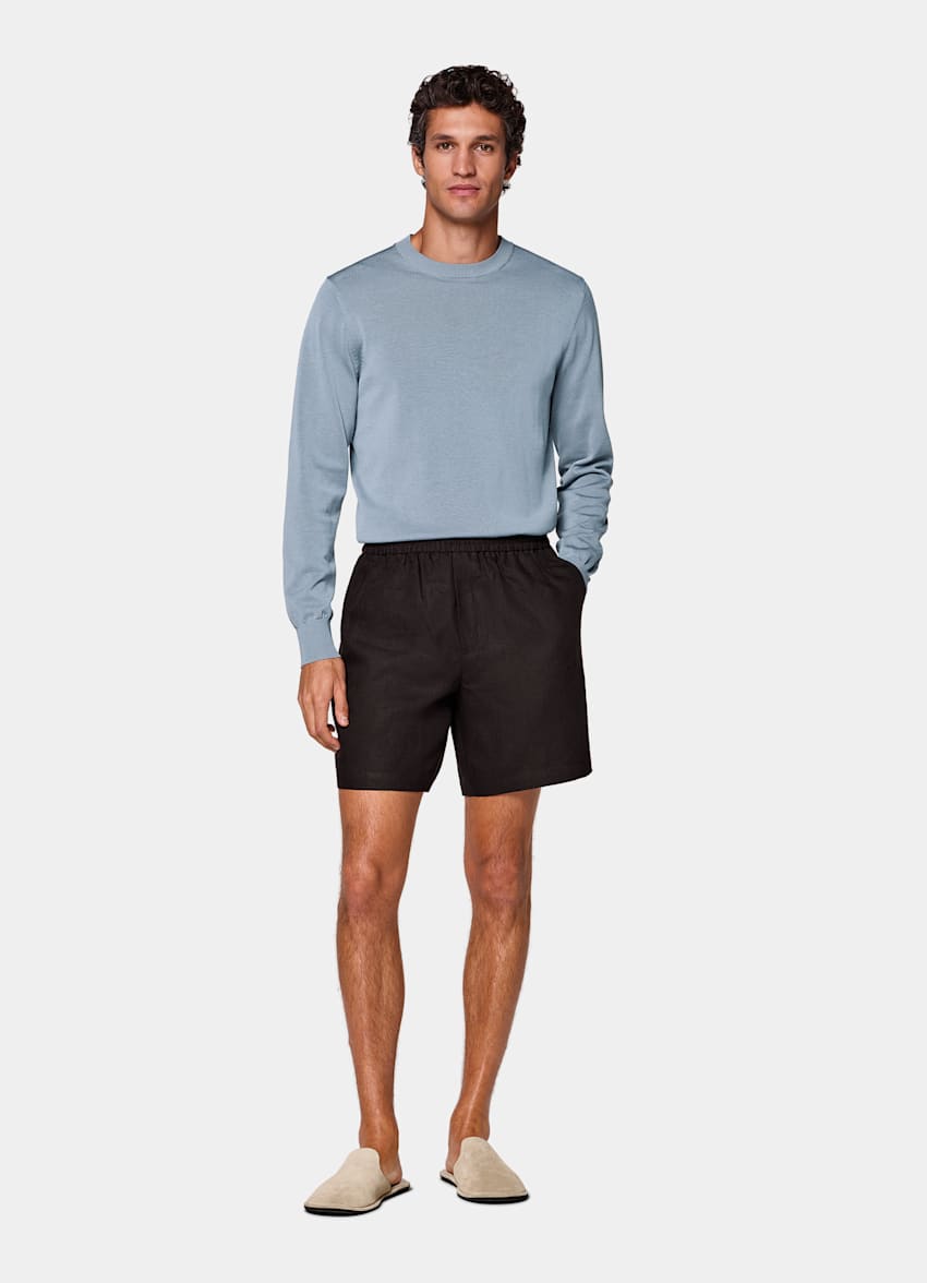 深棕色直筒裤型短裤