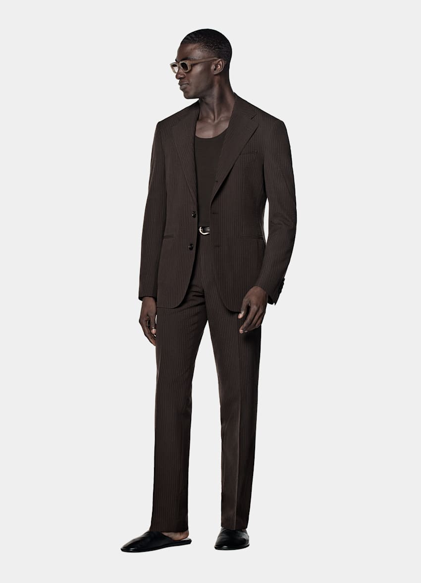 Traje Roma marrón oscuro corte Relaxed