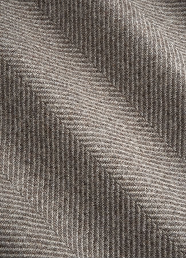 SUITSUPPLY Lana y cachemir de Rogna, Italia Abrigo gris topo punto de espiga con cinturón