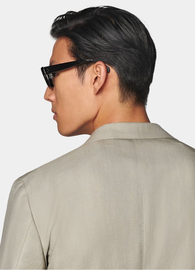 SUITSUPPLY All Season Wool Silk Linen by Rogna, Italy Light Green Herringbone Relaxed Fit Roma Blazer