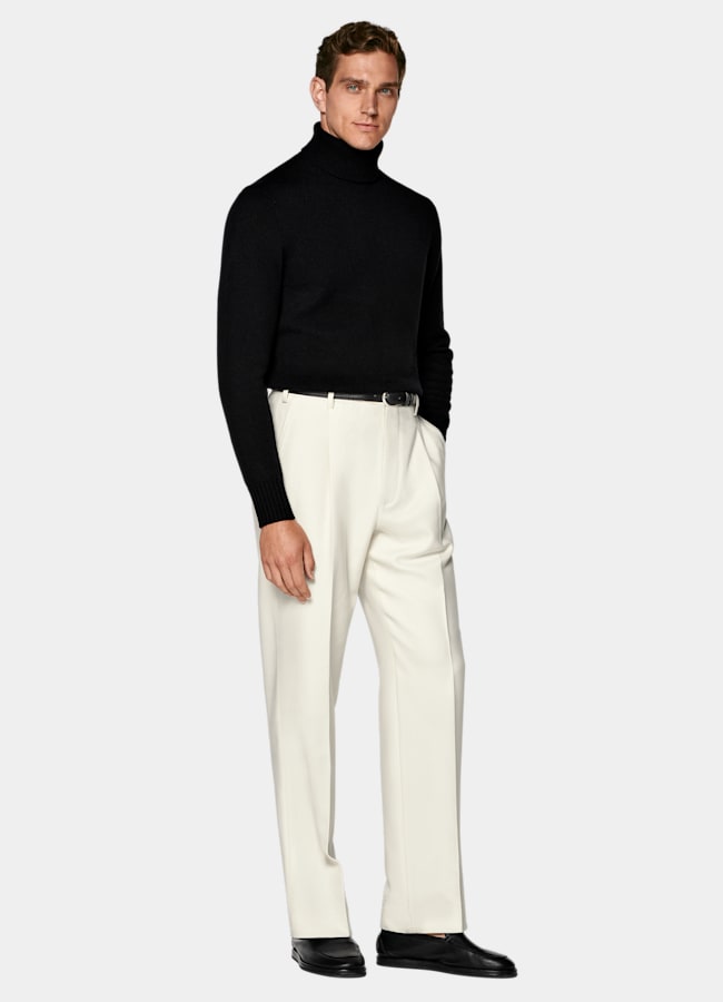 SUITSUPPLY Pure Cashmere Black Turtleneck
