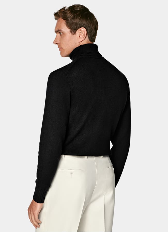 SUITSUPPLY Pure Cashmere Black Turtleneck