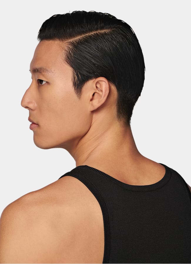 SUITSUPPLY Algodón y seda Camiseta negra acanalada