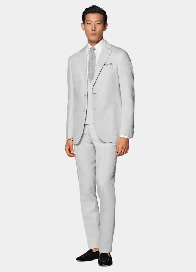SUITSUPPLY Summer Linen Cotton by Di Sondrio, Italy Light Grey Three-Piece Tailored Fit Havana Suit