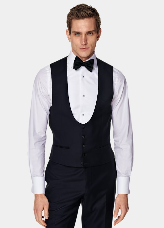 SUITSUPPLY All season Pura lana S110's - Vitale Barberis Canonico, Italia  Smoking Lazio tre pezzi blu navy tailored fit